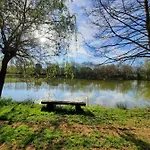 Les Etangs Du Moulin D'harcy 3*