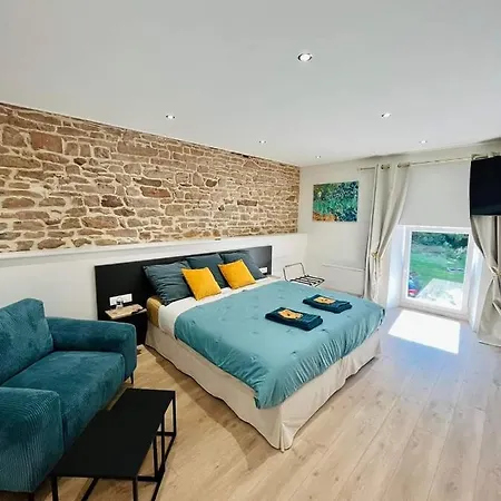 Les Etangs Du Moulin D'harcy Bed & Breakfast